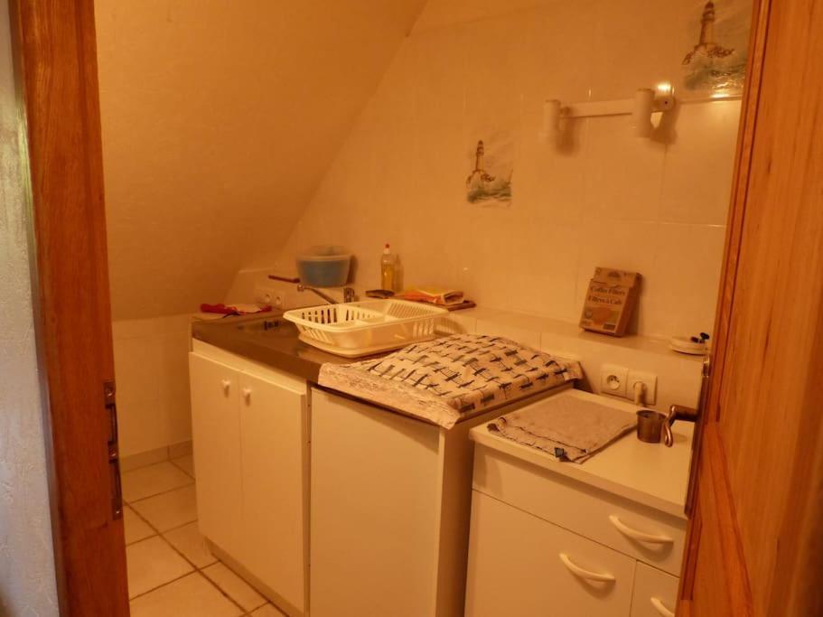 Studio Dans Une Chaumiere De Caractere Baud Екстер'єр фото